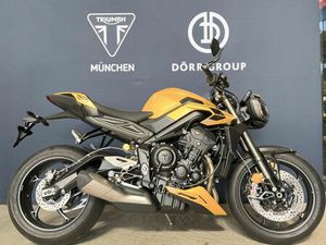 TRIUMPH STREET TRIPLE RS *JETZT VORTEIL SICHERN*