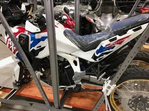 2025 HONDA CRF 1100 4S AFRICA TWIN ADVENTURE SPORT LE WHITE PEAR