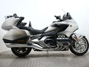 HONDA GL1800 GOLDWING