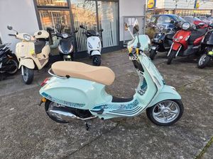 VESPA PRIMAVERA 125 BATIK *4 JAHRE GARANTIE*