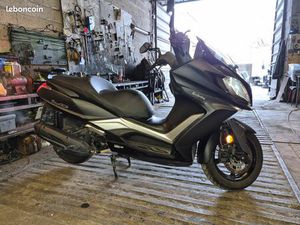 SCOOTER KYMCO 125 DOWNTOWN EXCLUSIVE 2020 ET 5360KMS