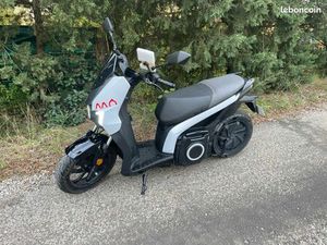 SCOOTER ÉLECTRIQUE SEAT MO 125