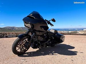 HARLEY DAVIDSON ROAD GLIDE ST – STAGE 1 – ÉTAT IRRÉPROCHABLE