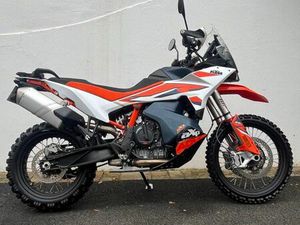 KTM 890 ADVENTURE R