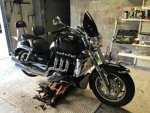 A VENDRE MOTO TRIUMPH ROCKET 3