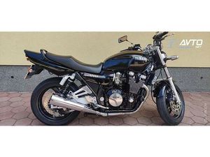 YAMAHA XJR 1200