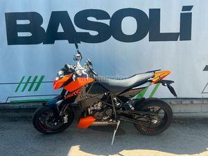 KTM - 690 DUKE