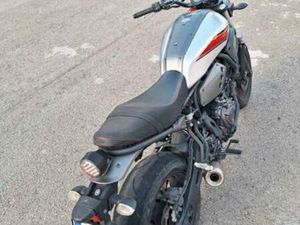 YAMAHA - XSR 700
