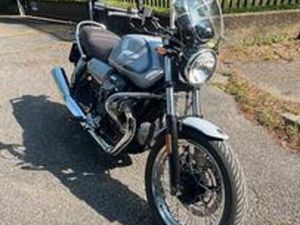 MOTO GUZZI V7 - 2021