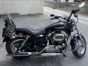 HARLEY-DAVIDSON 1200 CUSTOM SCHWARZ