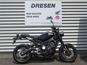 YAMAHA XSR 900 ABS * 1. HAND * 4.000 KM *