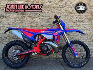 BETA RR300 2T RACING ENDURO BIKE, NEW 2026 MODEL, IN STOCK & READY TODAY