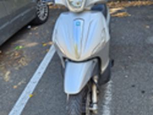 PIAGGIO BEVERLY 300S IE