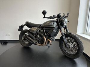 DUCATI SCRAMBLER NIGHTSHIFT *ERSTE HAND*