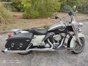 VENDS HARLEY DAVIDSON ROAD KING
