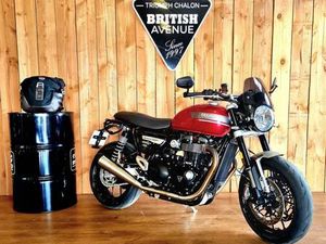 TRIUMPH SPEED TWIN 1200