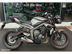 TRIUMPH STREET TRIPLE 765 R