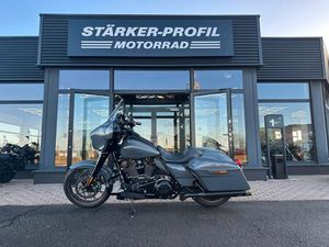 HARLEY-DAVIDSON STREET GLIDE ST