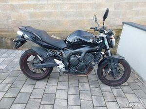 YAMAHA FZ6 2S