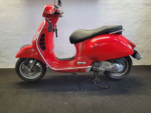 VESPA GTS 125