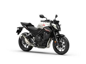 HONDA CB500 HORNET - VI HAR EN HVIT PÅ LAGER KLAR FOR RASK LEVERING!