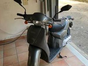 SCOOTER APRILIA SCARABEO 50 - 2011