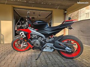 APRILIA TUONO 660 DU SEIGNEUR (A2 / A)
