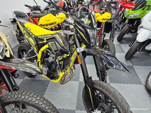 SM 125 R SWM SUPERMOTARD