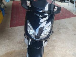 SCOOTER YAMAHA CMAX
