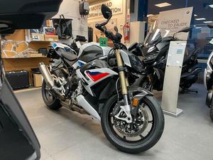② BMW S 1000 R - MOOIE OCCASSIE