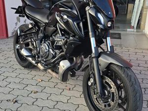 YAMAHA MT-07