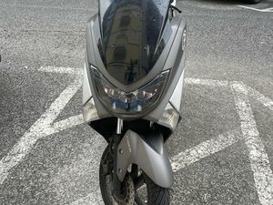 VENDO NMAX 125. 2017 BENFICA