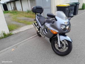 SUZUKI GSX-F 2005
