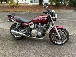 MOTO KAWASAKI 1100 ZÉPHIR