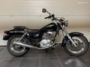 SUZUKI 125 MARAUDER