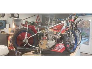 ② CLASSIC JAWA SPEEDWAY