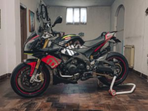 APRILIA TUONO V4APRC 2011