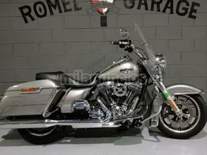 HARLEY DAVIDSON - ROAD KING