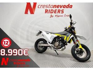 HUSQVARNA - 701 SUPERMOTO