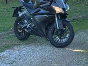 YAMAHA YZF R125 - 2015