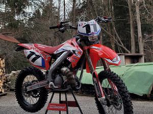 HM CRE 50 (85) SIX COMPETITION