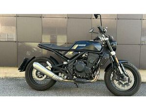 VENDO BRIXTON MOTORCYCLES CROSSFIRE 500 X (2021 - 26) USATA A LIVORNO (CODICE 9898475) - MOTO.IT