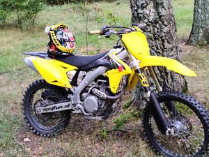 SUZUKI RMZ 450 2016
