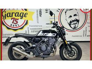 VENDO BRIXTON MOTORCYCLES CROSSFIRE 500 X (2021 - 26) USATA A ROMA (CODICE 9899728) - MOTO.IT