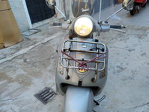 VESPA GTS 250 GRIGIA