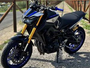 YAMAHA MT-09 SP ARGENTO