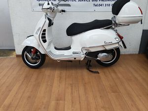 PIAGGIO VESPA GTS 125 SUPER, SCOOTER, OCCASION, CHF 3'470.-