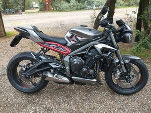 TRIUMPH STREET TRIPLE 765 RS, NAKED, OCCASION, CHF 7'900.-