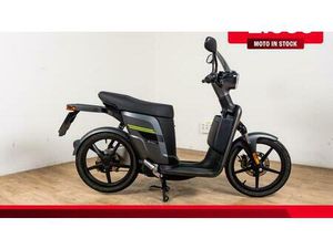 VENDO ASKOLL ES3 EVO 2.8 (2019 - 26) USATA A ROMA (CODICE 9865661) - MOTO.IT