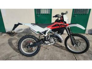 VENDO HUSQVARNA WR 125 (2011) USATA A VARESE (CODICE 9910385) - MOTO.IT